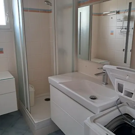 T2 Climatisé Résidence Azur 219 Appartement