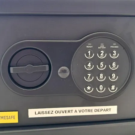 Azur 219 T2 Climatise Daire